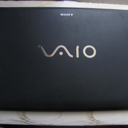 SONY VAIO VGN-FW590FYB notebook FRAME A / قاب روی نوت بوک سونی VGN-FW