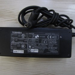 شارژر دست دوم نوت بوک توشیبا TOSHIBA Adapter 15V,5A | 15V,5A