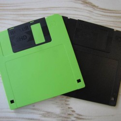 دیسک فلاپی 1.44 مگا بایت / floppy disk 1.44 mb