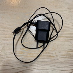 شارژر دیواری نوکیا اصلی به همراه کابل میکرو یو اس بی | Original Nokia wall charger with micro USB cable